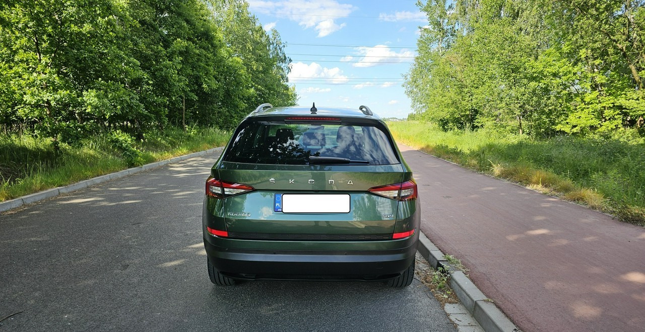 Skoda Kodiaq Skoda Kodiaq Skoda Kodiaq 2.0 tsi 4x4 Wersja Drive na 125 lecie - Джип: снимка 5 Skoda Kodiaq Skoda Kodiaq Skoda Kodiaq 2.0 tsi 4x4 Wersja Drive na 125 lecie - Джип: снимка 5