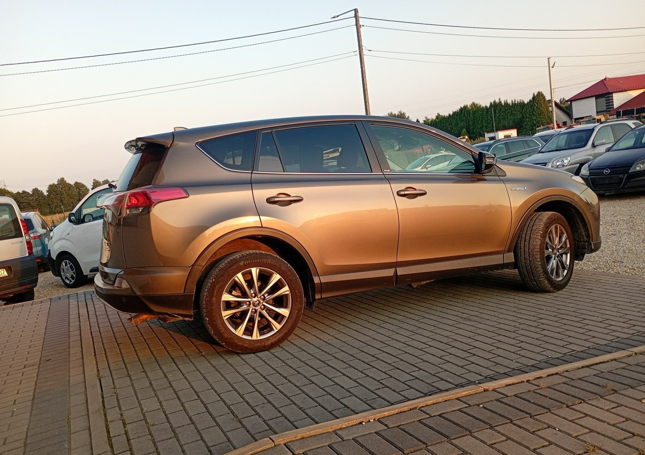 Toyota RAV 4 IV 2017/ 2018 - Джип: снимка 5 Toyota RAV 4 IV 2017/ 2018 - Джип: снимка 5
