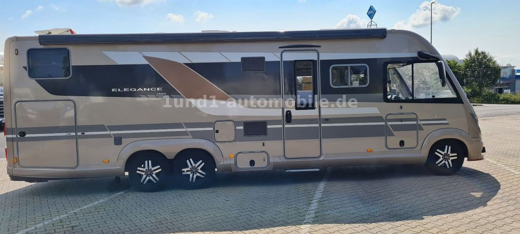 Bürstner Elegance I 910 G Solar/AHK/RFK/Alde/TwinSat/2xTV/Vollausstattung Elegance I 910 G Solar/AHK/RFK/Alde/TwinSat/2xTV/Vollausstattung - Интегриран кемпер: снимка 2 Bürstner Elegance I 910 G Solar/AHK/RFK/Alde/TwinSat/2xTV/Vollausstattung Elegance I 910 G Solar/AHK/RFK/Alde/TwinSat/2xTV/Vollausstattung - Интегриран кемпер: снимка 2