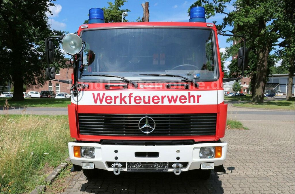 Mercedes-Benz 1124 F Feuerwehr LF 16/16 Pumpe Tank Haspel 1124 F Feuerwehr LF 16/16 Pumpe Tank Haspel - Пожарна кола: снимка 3 Mercedes-Benz 1124 F Feuerwehr LF 16/16 Pumpe Tank Haspel 1124 F Feuerwehr LF 16/16 Pumpe Tank Haspel - Пожарна кола: снимка 3