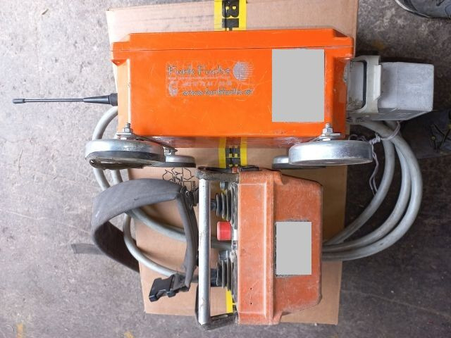 Liebherr HBC radio control 112/132/140/180EC-H - Кулокран: снимка 5 Liebherr HBC radio control 112/132/140/180EC-H - Кулокран: снимка 5