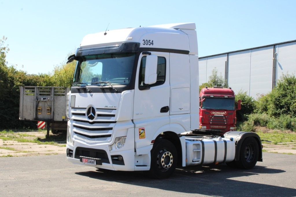 Mercedes-Benz ACTROS 1845 - Влекач: снимка 4 Mercedes-Benz ACTROS 1845 - Влекач: снимка 4
