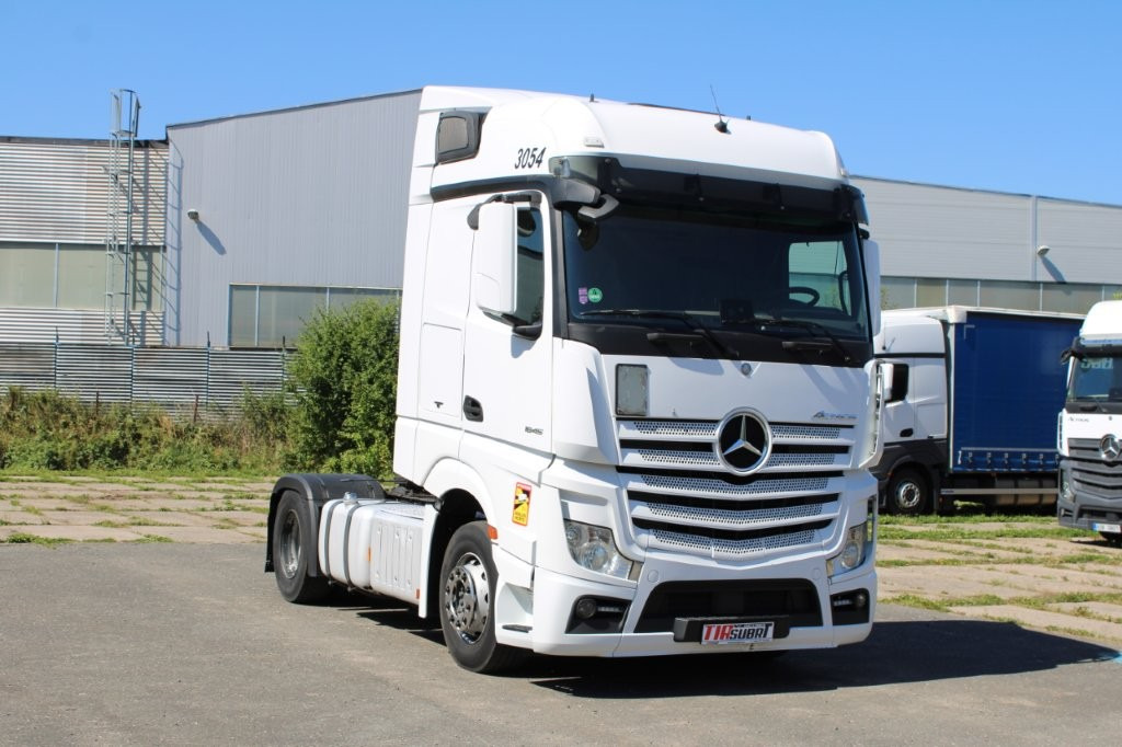 Mercedes-Benz ACTROS 1845 - Влекач: снимка 1 Mercedes-Benz ACTROS 1845 - Влекач: снимка 1