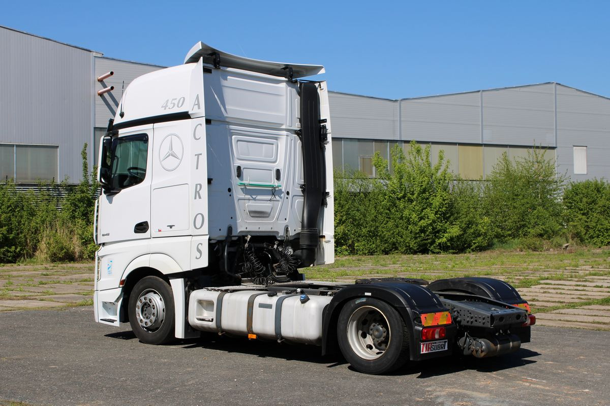 Mercedes-Benz Actros 1845 - Влекач: снимка 3 Mercedes-Benz Actros 1845 - Влекач: снимка 3