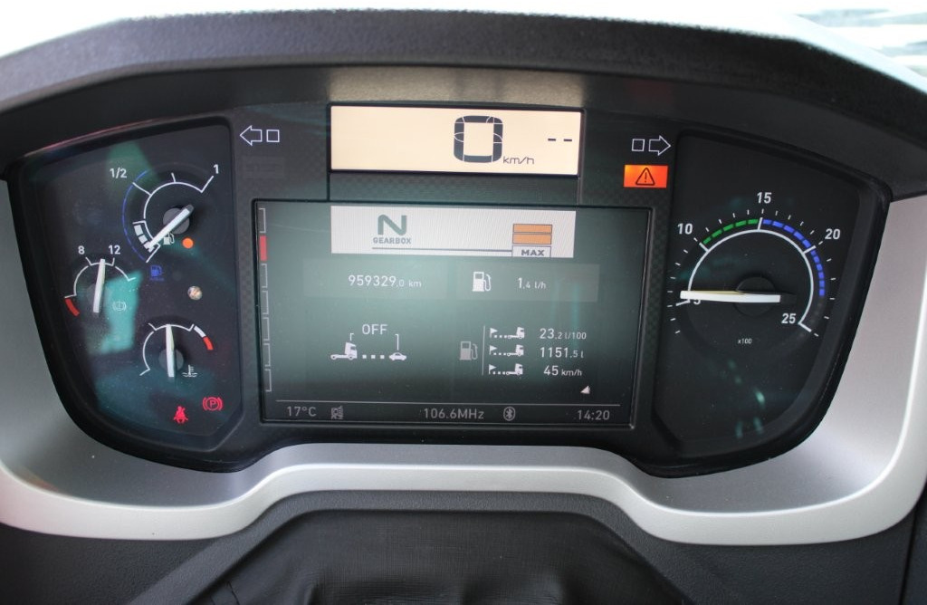 Влекач Renault T 480: снимка 12