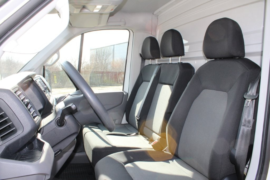 Лекотоварен автомобил фургон Volkswagen CRAFTER: снимка 20