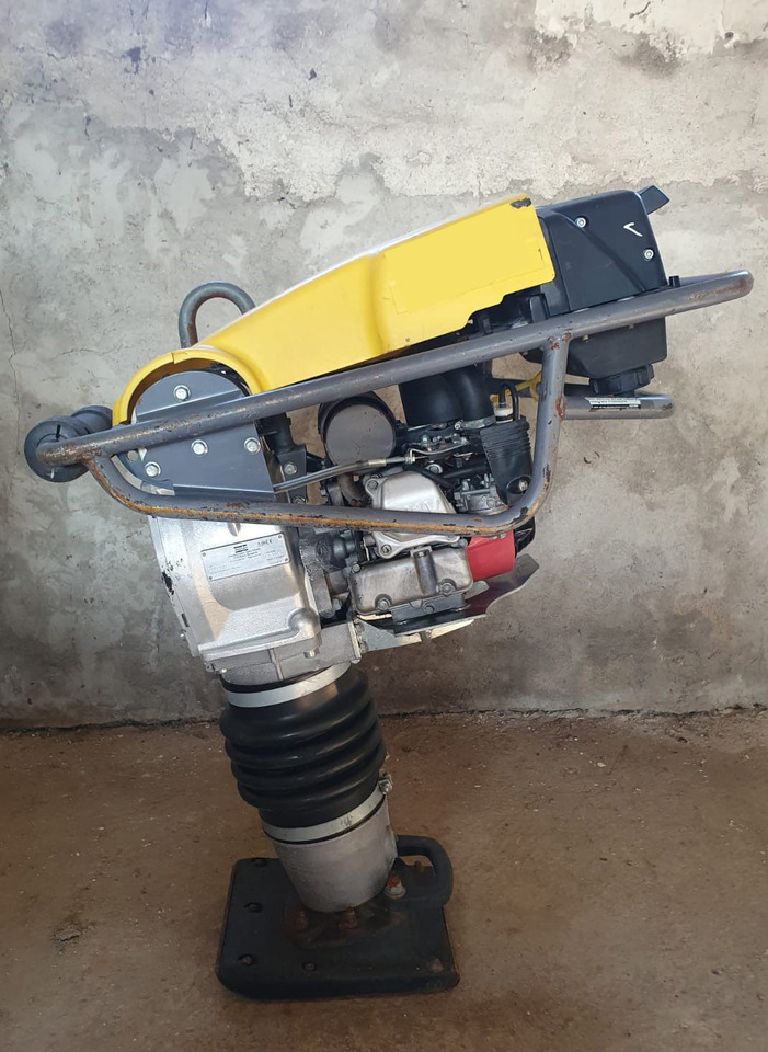 ATLAS Copco LT7000 - Трамбовка: снимка 1 ATLAS Copco LT7000 - Трамбовка: снимка 1