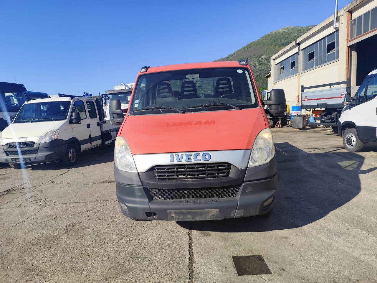Бус самосвал IVECO DAILY 35C13: снимка 23