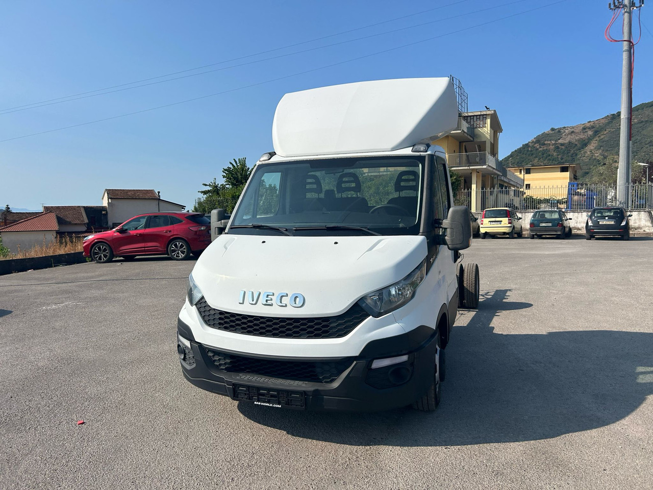 IVECO DAILY 35C15 - Камион с кран: снимка 4 IVECO DAILY 35C15 - Камион с кран: снимка 4