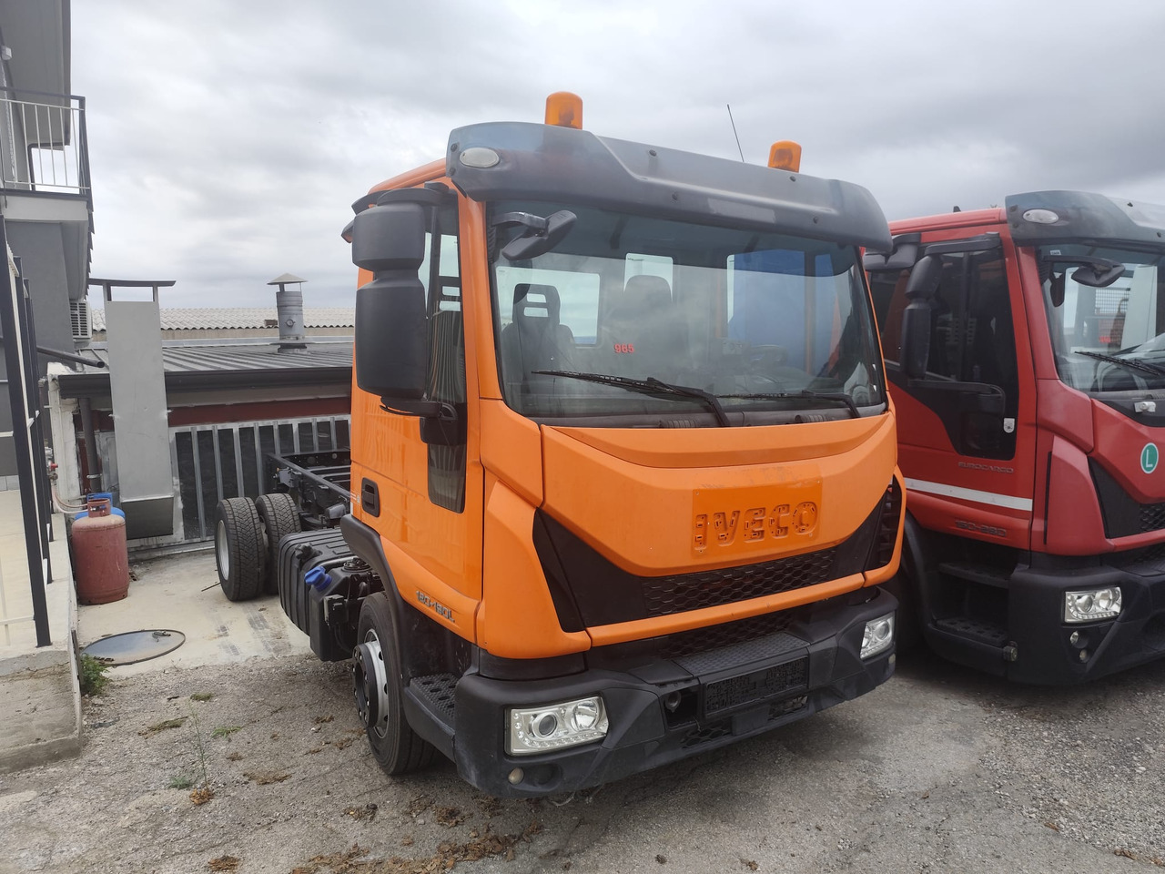 IVECO EUROCARGO 120-190L - Шаси кабина: снимка 1 IVECO EUROCARGO 120-190L - Шаси кабина: снимка 1