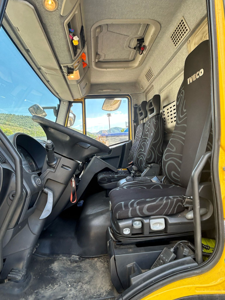 IVECO EUROCARGO 120E28P - Шаси кабина: снимка 3 IVECO EUROCARGO 120E28P - Шаси кабина: снимка 3