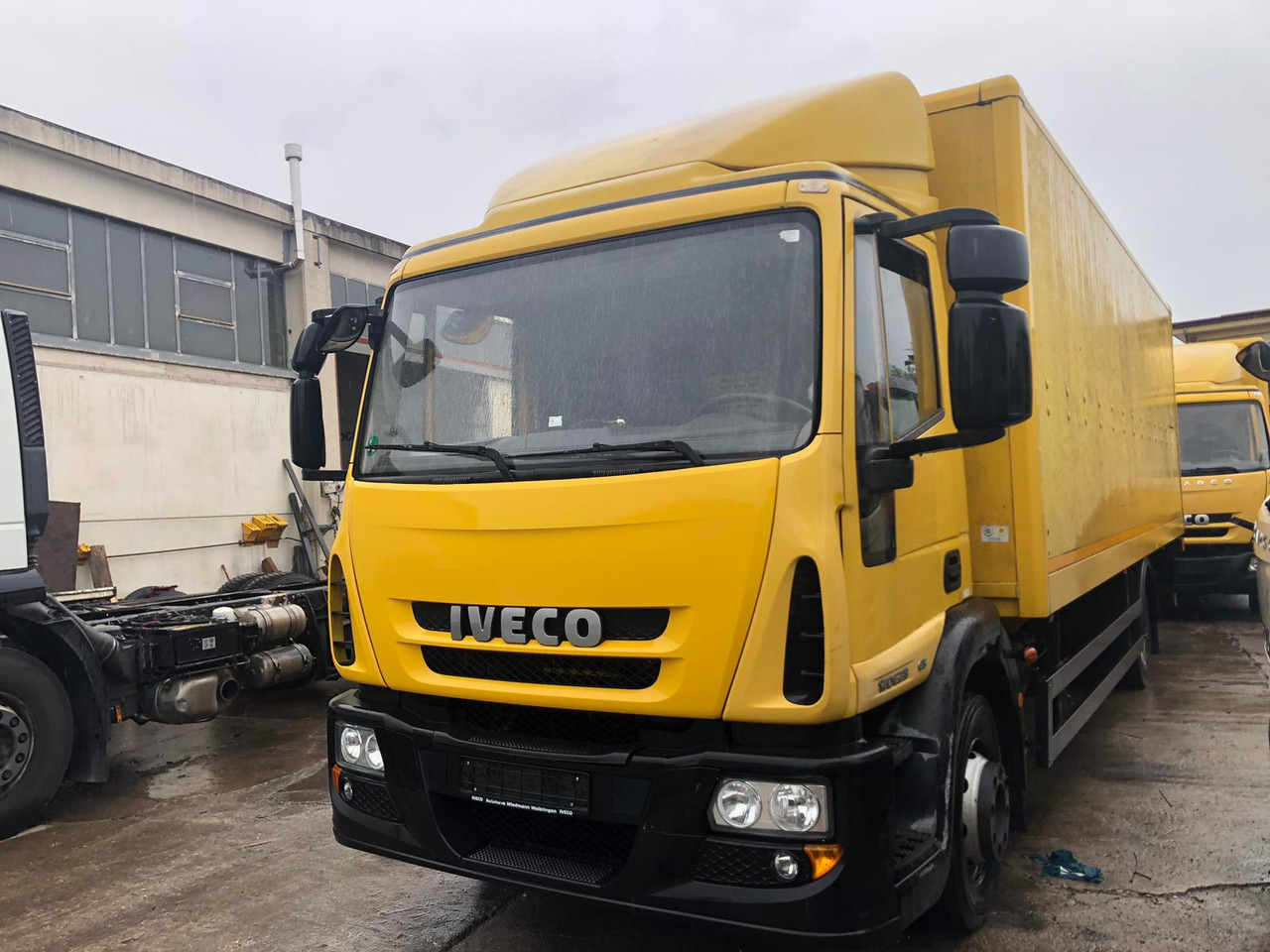 IVECO EUROCARGO 120E28P - Шаси кабина: снимка 2 IVECO EUROCARGO 120E28P - Шаси кабина: снимка 2