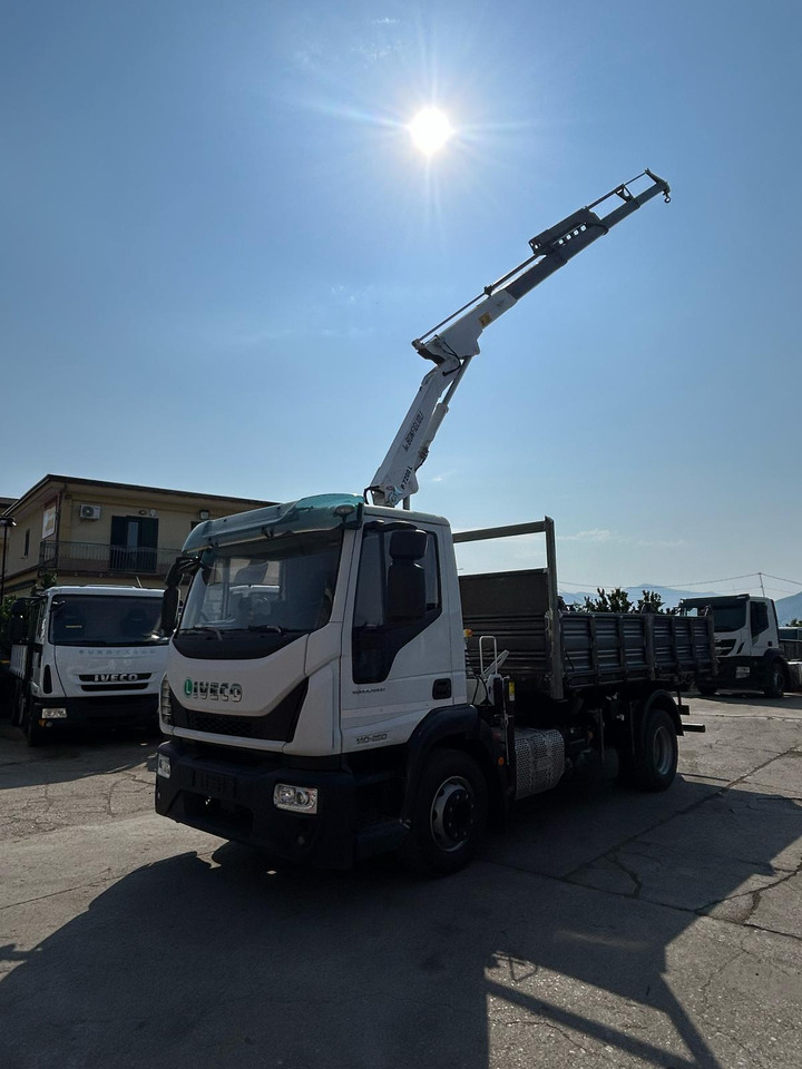 IVECO EUROCARGO 140-250 - Камион с кран: снимка 2 IVECO EUROCARGO 140-250 - Камион с кран: снимка 2
