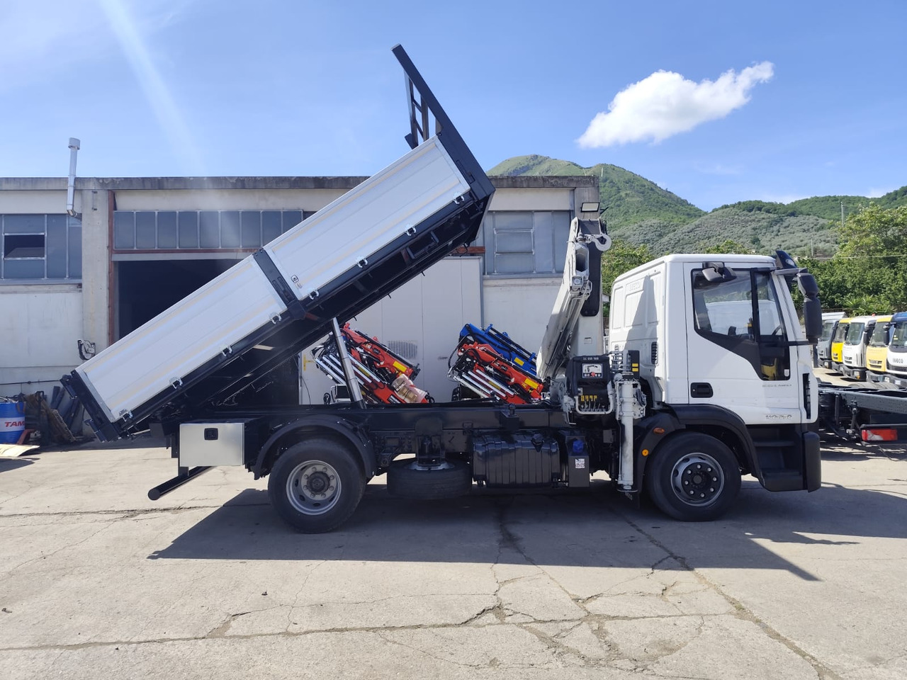 Лизинг на IVECO EUROCARGO 140-250 IVECO EUROCARGO 140-250: снимка 28 Лизинг на IVECO EUROCARGO 140-250 IVECO EUROCARGO 140-250: снимка 28