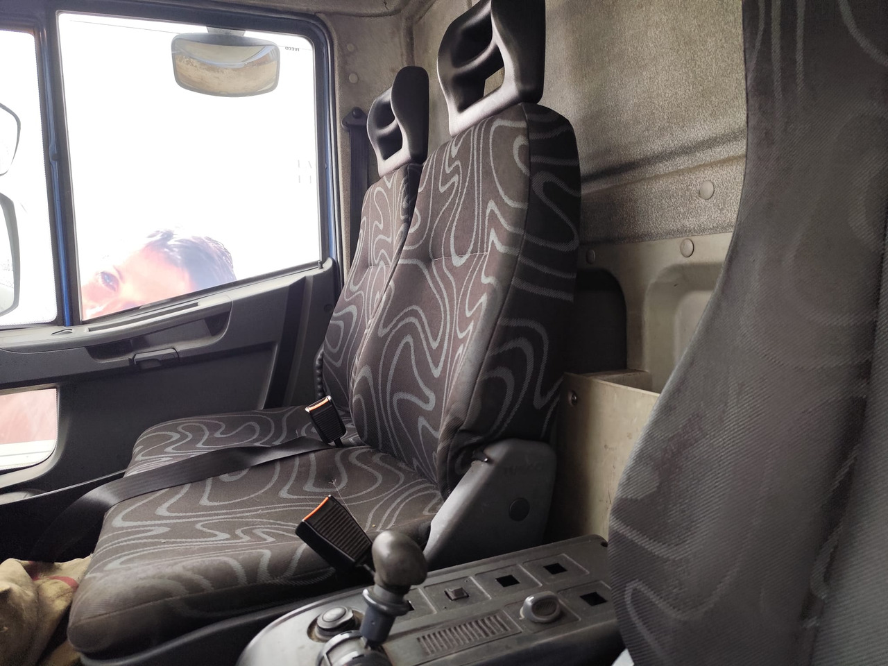 IVECO EUROCARGO 140E25 - Самосвал камион: снимка 4 IVECO EUROCARGO 140E25 - Самосвал камион: снимка 4