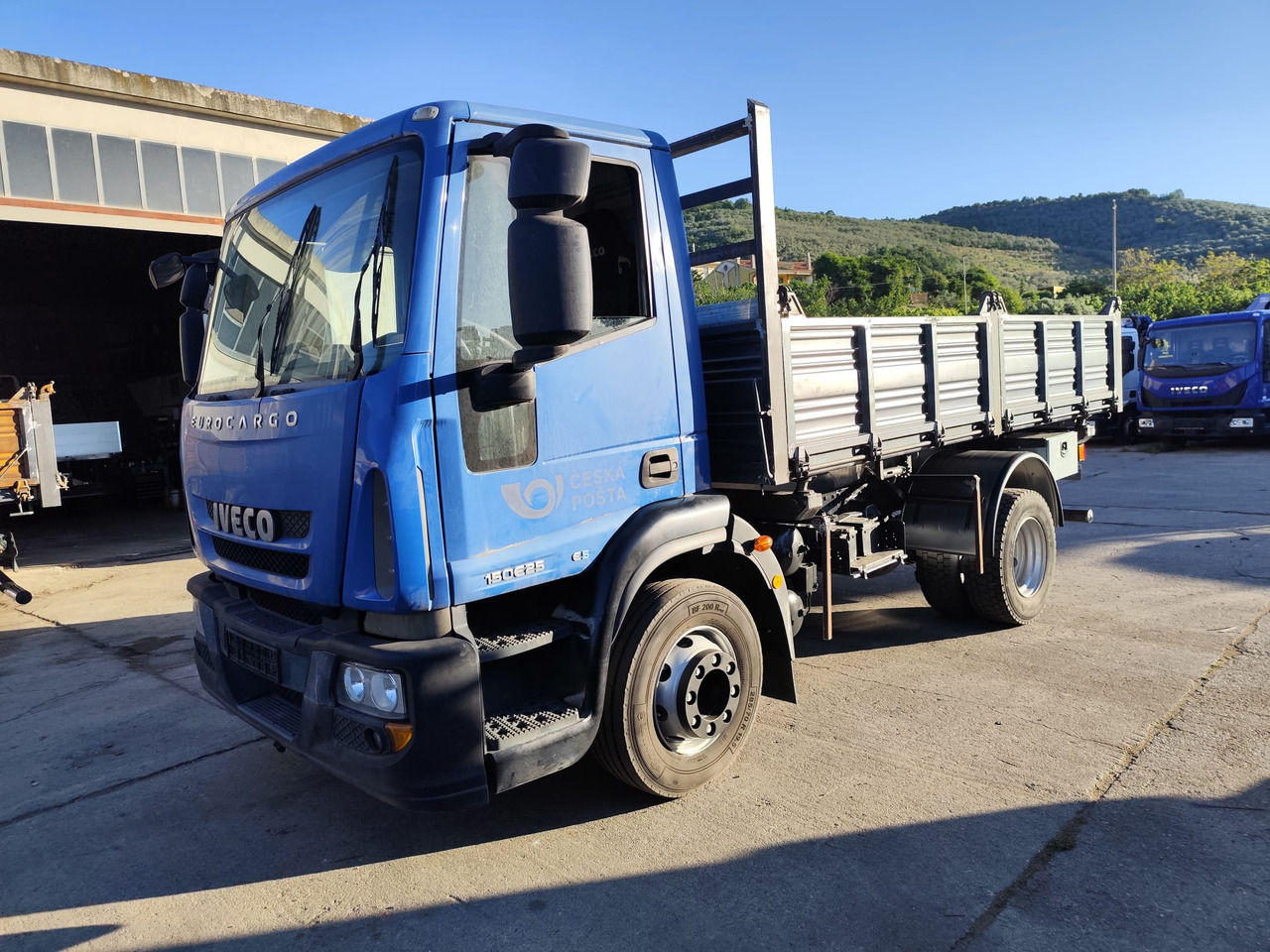 IVECO EUROCARGO 150E25 - Самосвал камион: снимка 1 IVECO EUROCARGO 150E25 - Самосвал камион: снимка 1