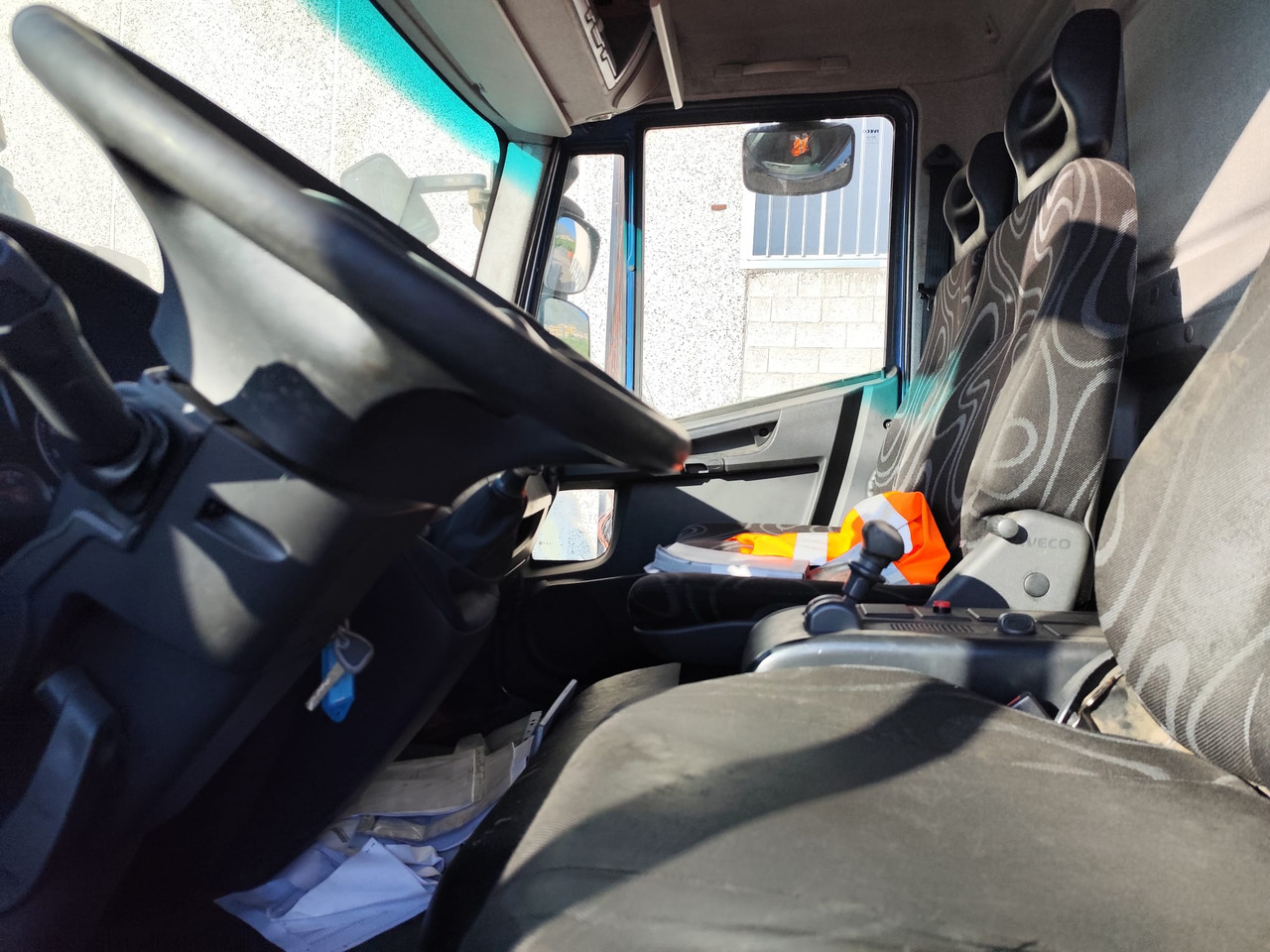 IVECO EUROCARGO 150E25 - Шаси кабина: снимка 5 IVECO EUROCARGO 150E25 - Шаси кабина: снимка 5