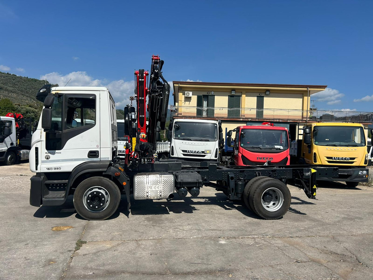 IVECO EUROCARGO 160-280 - Камион с кран, Камион с кран: снимка 2 IVECO EUROCARGO 160-280 - Камион с кран, Камион с кран: снимка 2