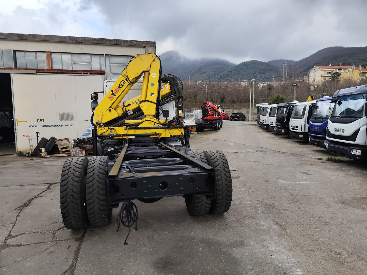 Камион с кран IVECO EUROCARGO 160E28: снимка 19