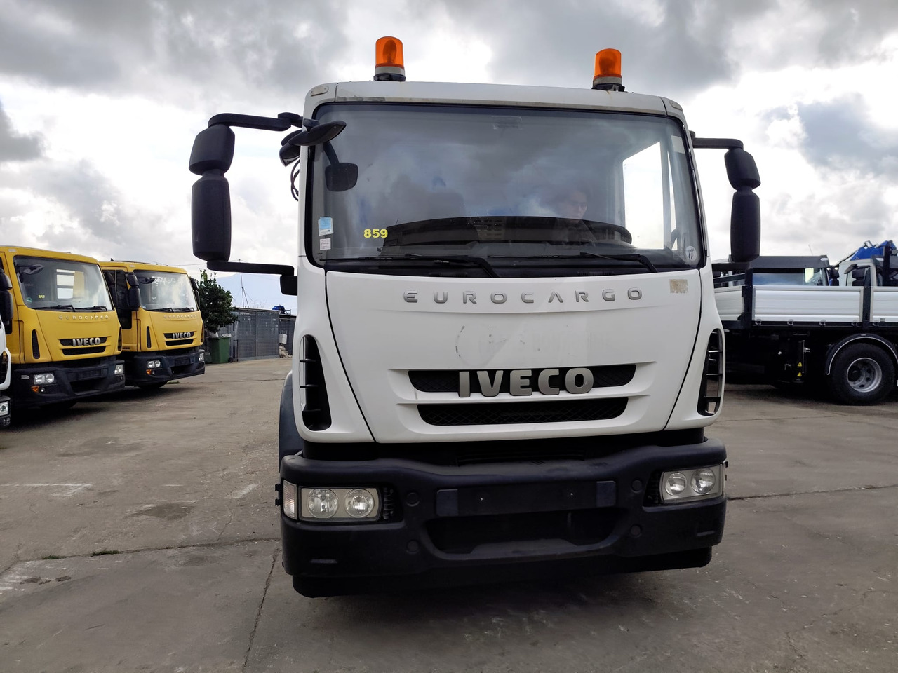 Камион с кран IVECO EUROCARGO 160E28: снимка 31
