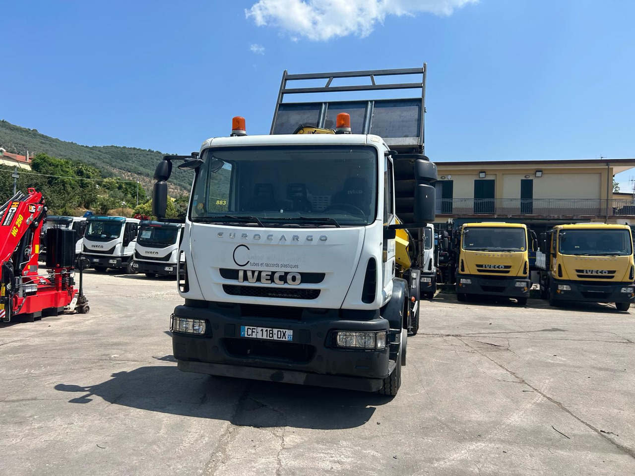 IVECO EUROCARGO 180E30 - Самосвал камион, Камион с кран: снимка 1 IVECO EUROCARGO 180E30 - Самосвал камион, Камион с кран: снимка 1
