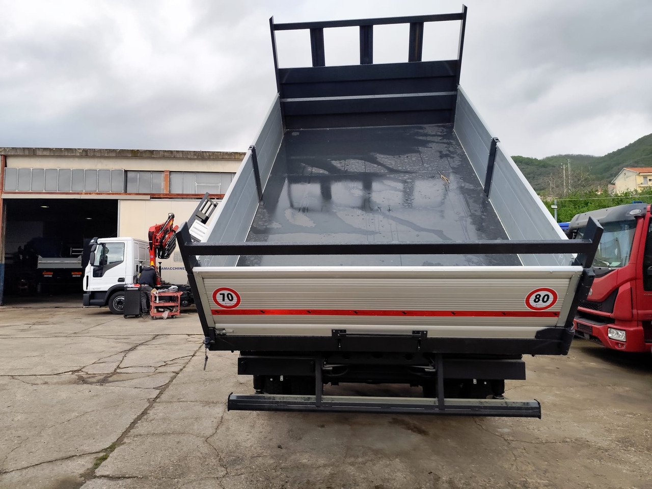 IVECO EUROCARGO 190EL25 - Камион с кран: снимка 4 IVECO EUROCARGO 190EL25 - Камион с кран: снимка 4