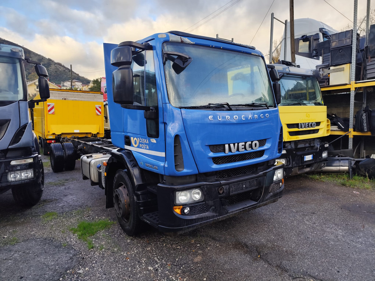 IVECO EUROCARGO 190EL28 - Шаси кабина: снимка 1 IVECO EUROCARGO 190EL28 - Шаси кабина: снимка 1