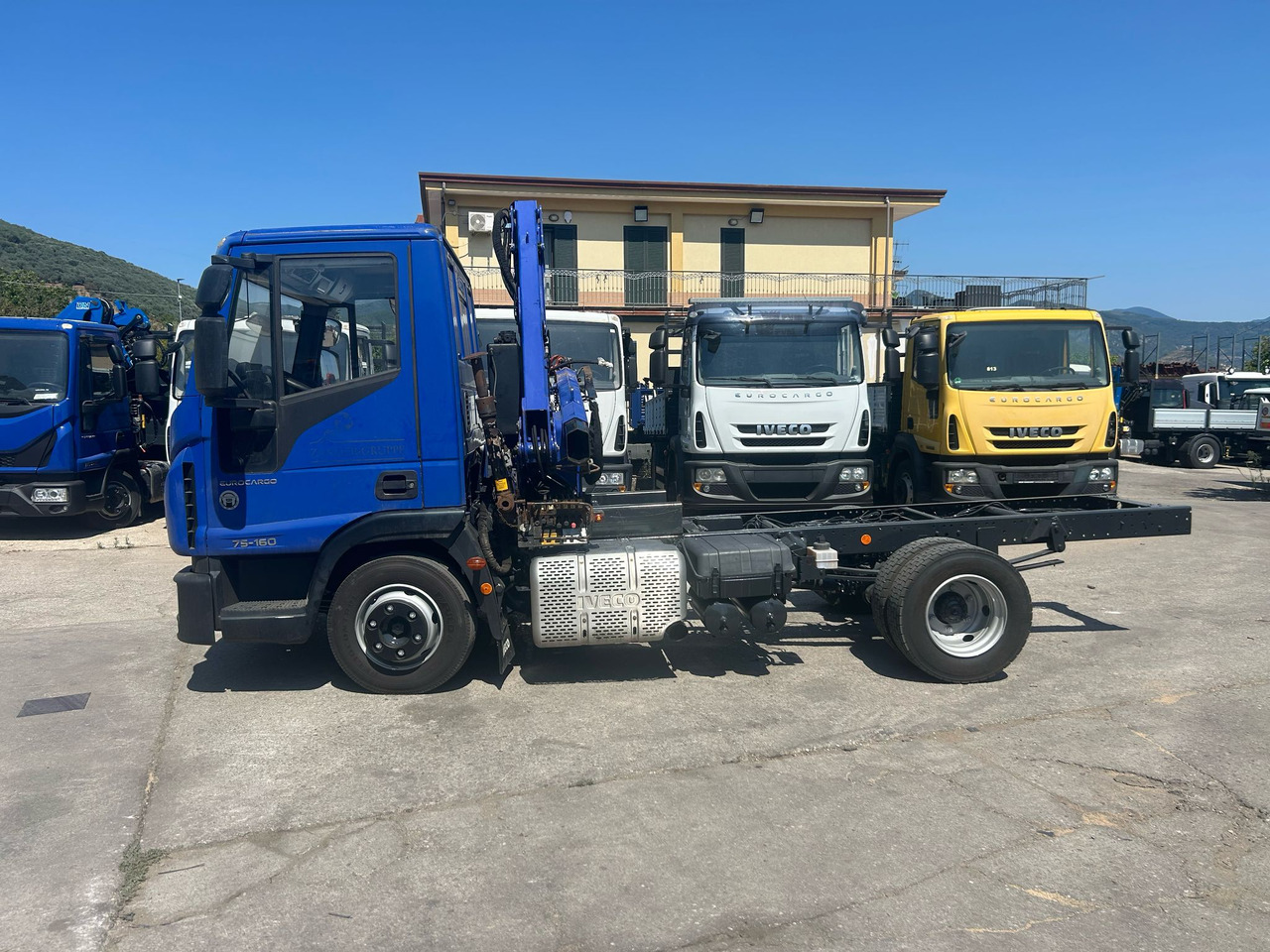 IVECO EUROCARGO 75-160 - Камион с кран, Камион с кран: снимка 2 IVECO EUROCARGO 75-160 - Камион с кран, Камион с кран: снимка 2