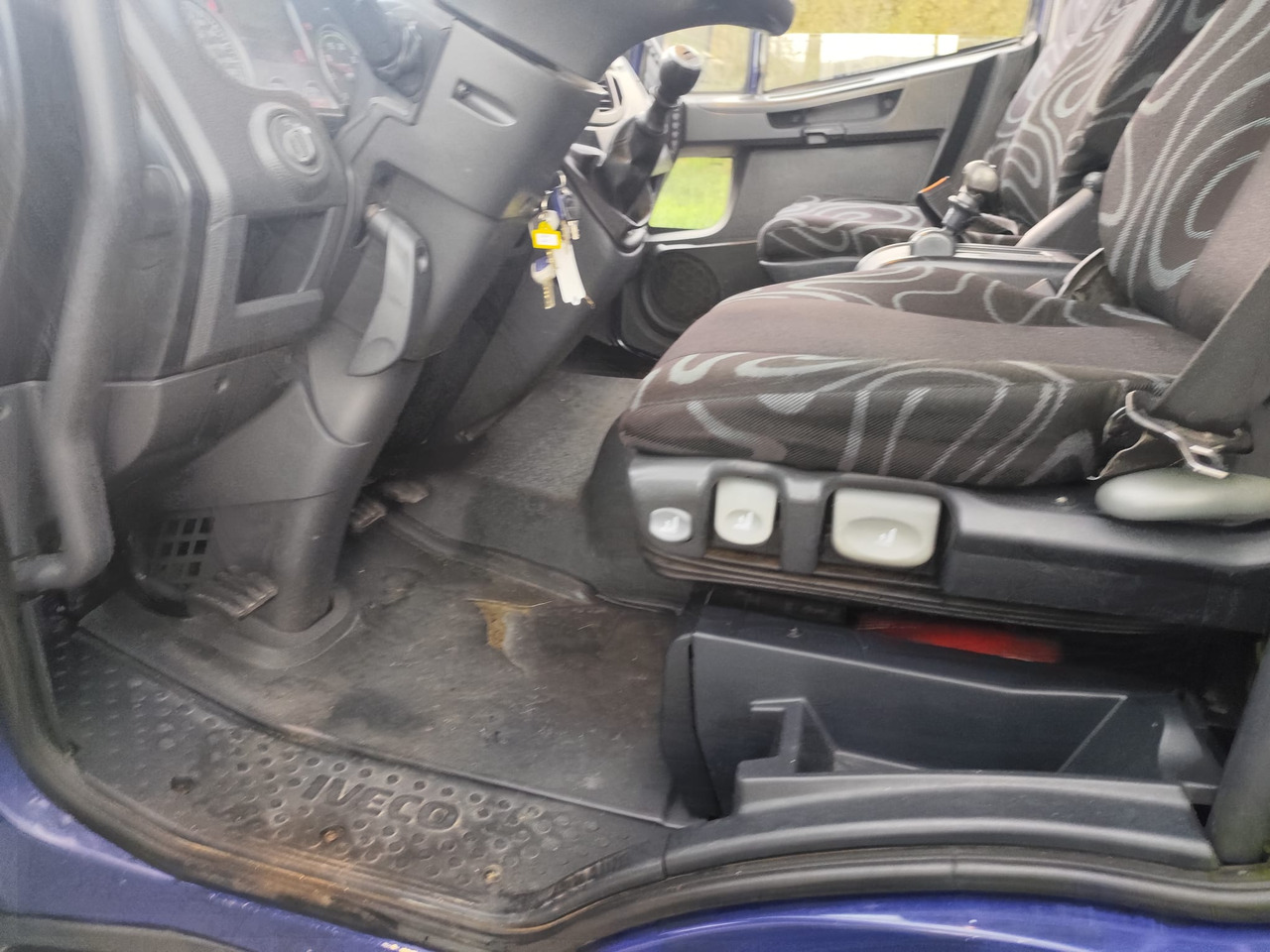 Бордови камион IVECO EUROCARGO 75E18: снимка 9