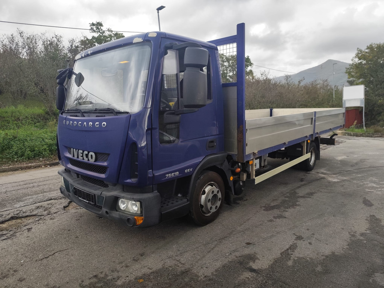 Бордови камион IVECO EUROCARGO 75E18: снимка 24