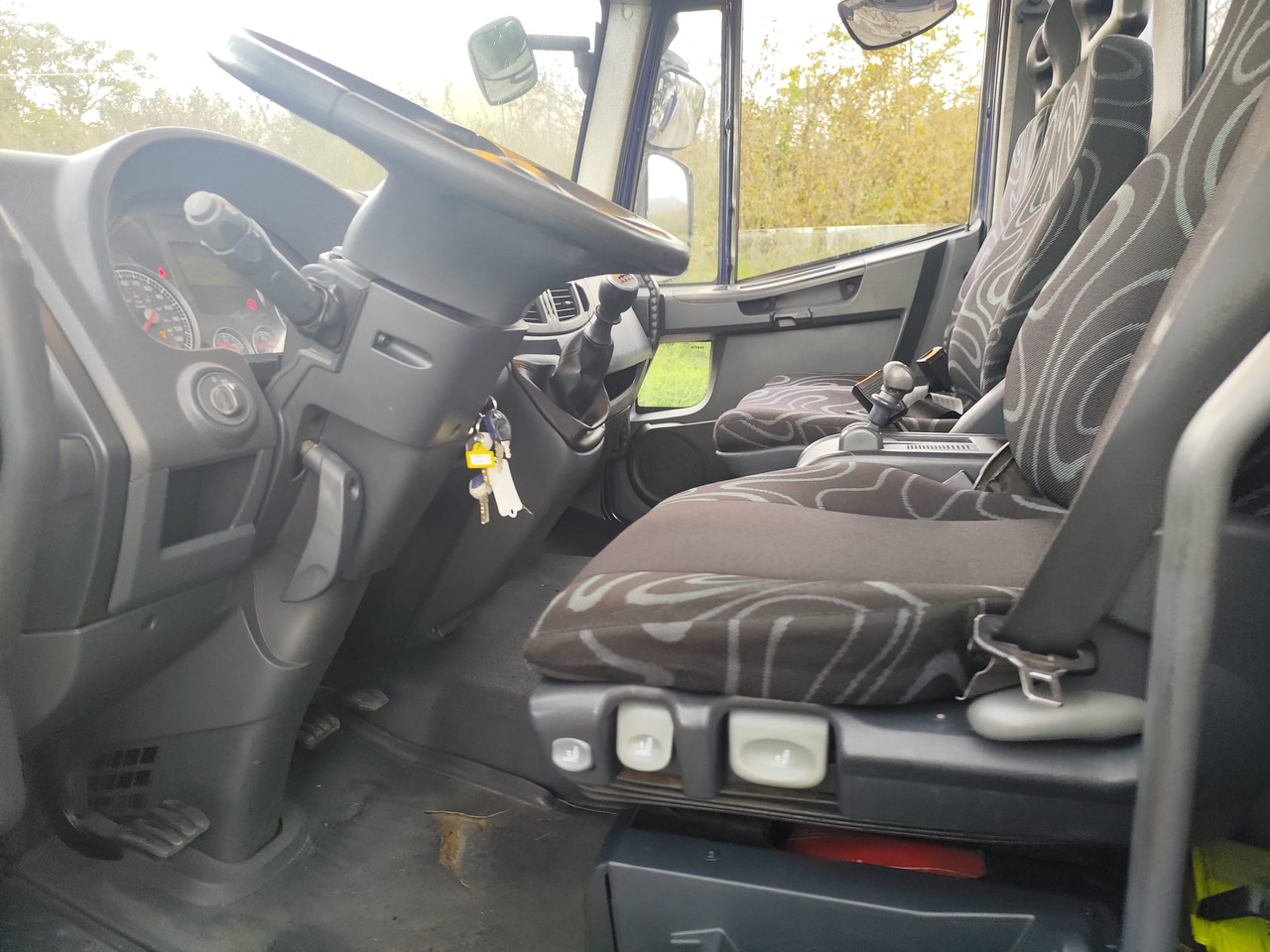 Бордови камион IVECO EUROCARGO 75E18: снимка 10