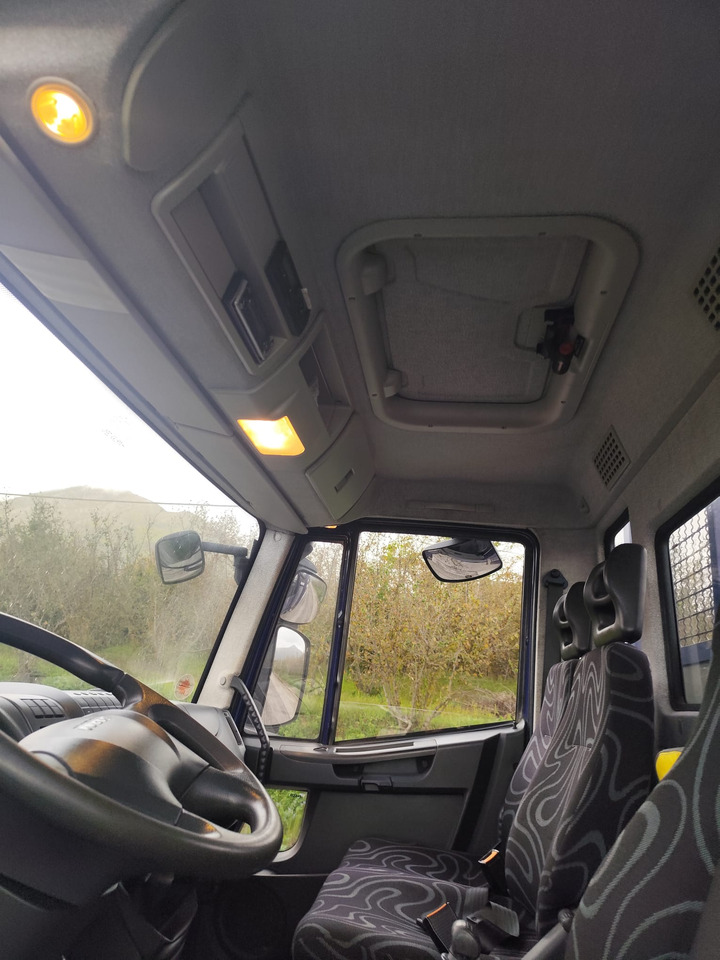 IVECO EUROCARGO 75E18 - Бордови камион: снимка 4 IVECO EUROCARGO 75E18 - Бордови камион: снимка 4