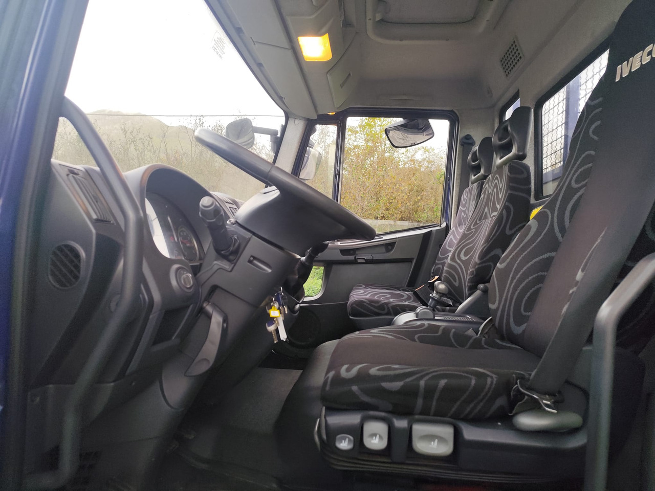 IVECO EUROCARGO 75E18 - Бордови камион: снимка 3 IVECO EUROCARGO 75E18 - Бордови камион: снимка 3