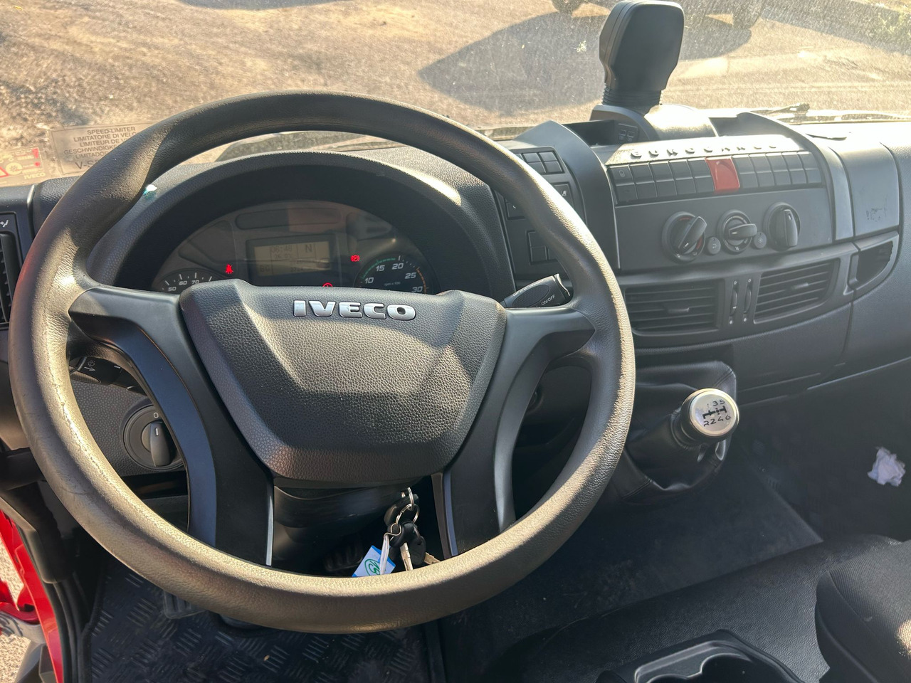 IVECO EUROCARGO 80-190 - Шаси кабина: снимка 3 IVECO EUROCARGO 80-190 - Шаси кабина: снимка 3