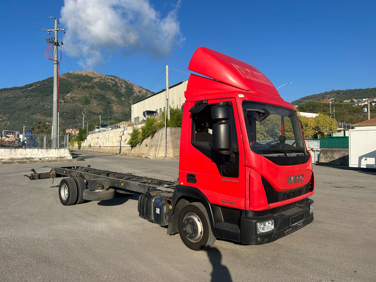 IVECO EUROCARGO 80-190 - Шаси кабина: снимка 1 IVECO EUROCARGO 80-190 - Шаси кабина: снимка 1