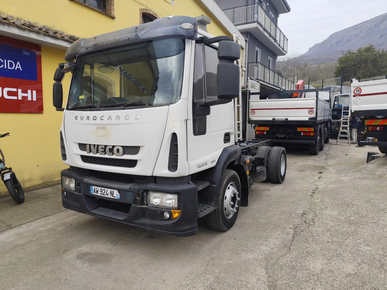 Самосвал камион IVECO EUROCARGO ML140E18: снимка 18
