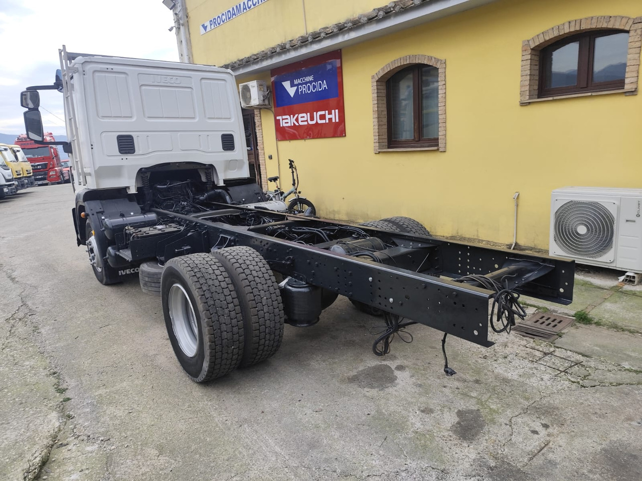 Самосвал камион IVECO EUROCARGO ML140E18: снимка 14
