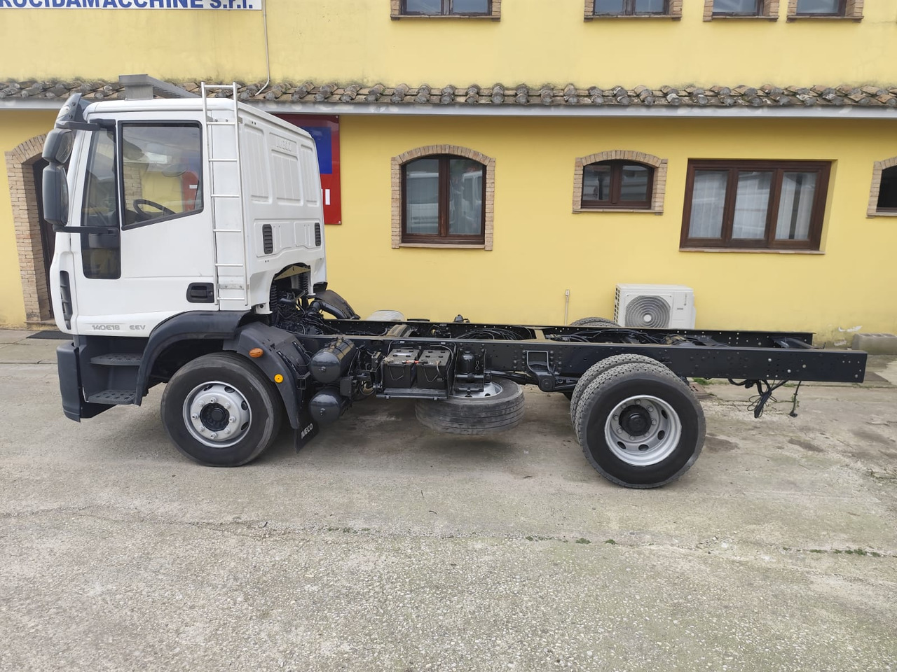 Самосвал камион IVECO EUROCARGO ML140E18: снимка 13