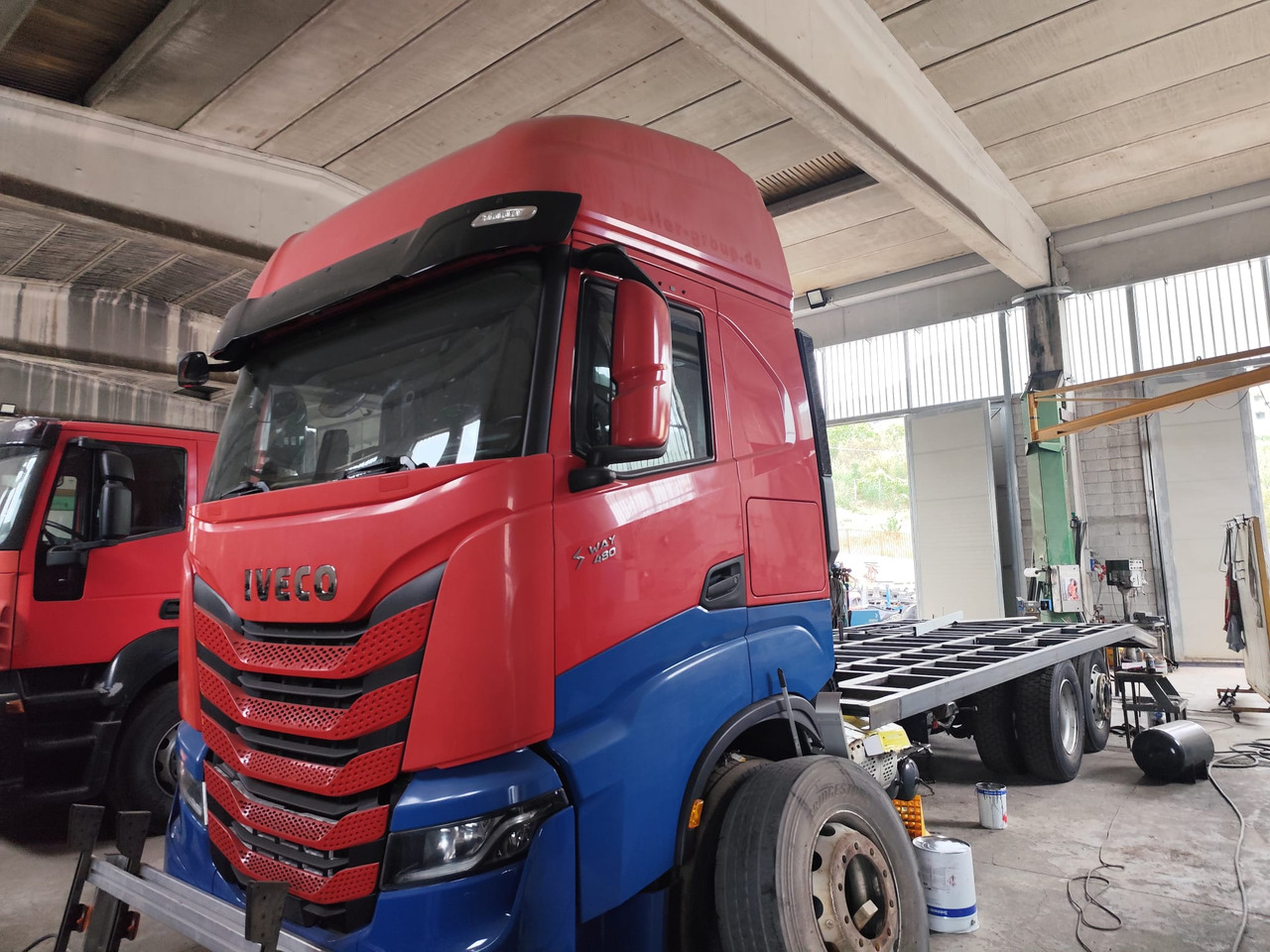 IVECO S-WAY AS260S48 Y - Бордови камион: снимка 5 IVECO S-WAY AS260S48 Y - Бордови камион: снимка 5