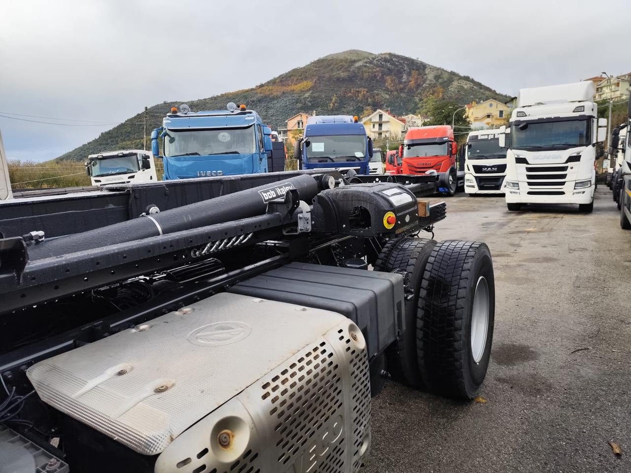 IVECO STRALIS 190S31 - Мултилифт с кука камион: снимка 2 IVECO STRALIS 190S31 - Мултилифт с кука камион: снимка 2