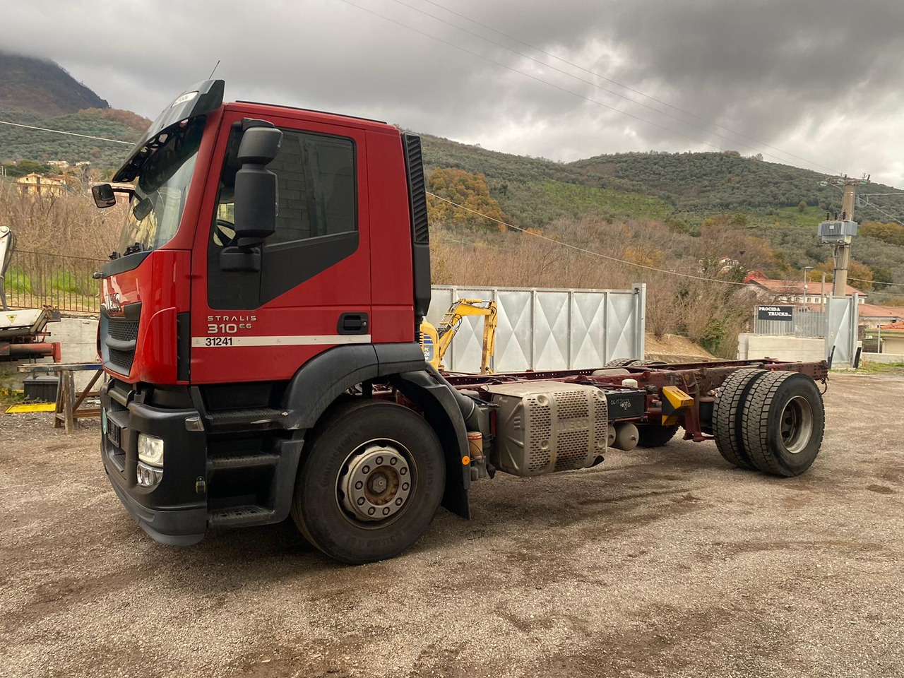 IVECO STRALIS 190S31 - Шаси кабина: снимка 3 IVECO STRALIS 190S31 - Шаси кабина: снимка 3
