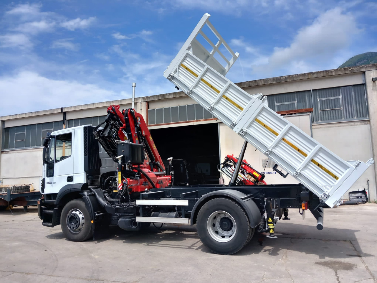 Камион с кран, Самосвал камион IVECO STRALIS AD 190S36: снимка 45 Камион с кран, Самосвал камион IVECO STRALIS AD 190S36: снимка 45