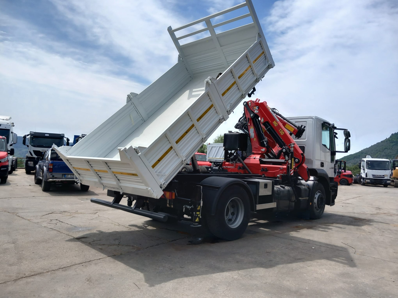 Камион с кран, Самосвал камион IVECO STRALIS AD 190S36: снимка 13 Камион с кран, Самосвал камион IVECO STRALIS AD 190S36: снимка 13