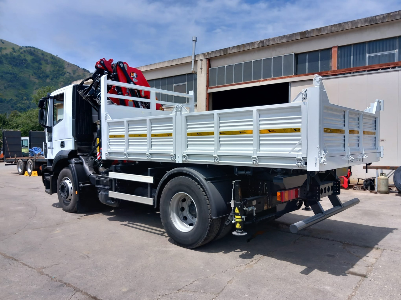 Камион с кран, Самосвал камион IVECO STRALIS AD 190S36: снимка 20 Камион с кран, Самосвал камион IVECO STRALIS AD 190S36: снимка 20