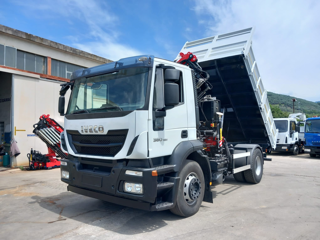 Камион с кран, Самосвал камион IVECO STRALIS AD 190S36: снимка 16 Камион с кран, Самосвал камион IVECO STRALIS AD 190S36: снимка 16