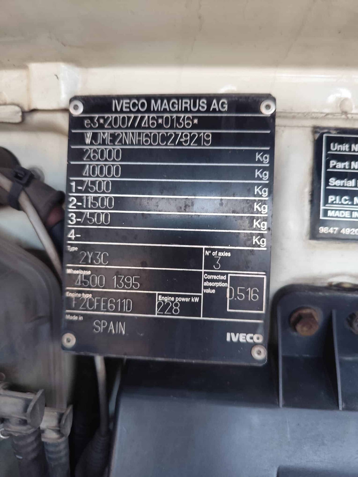 IVECO STRALIS AD 260S31 - Шаси кабина: снимка 2 IVECO STRALIS AD 260S31 - Шаси кабина: снимка 2