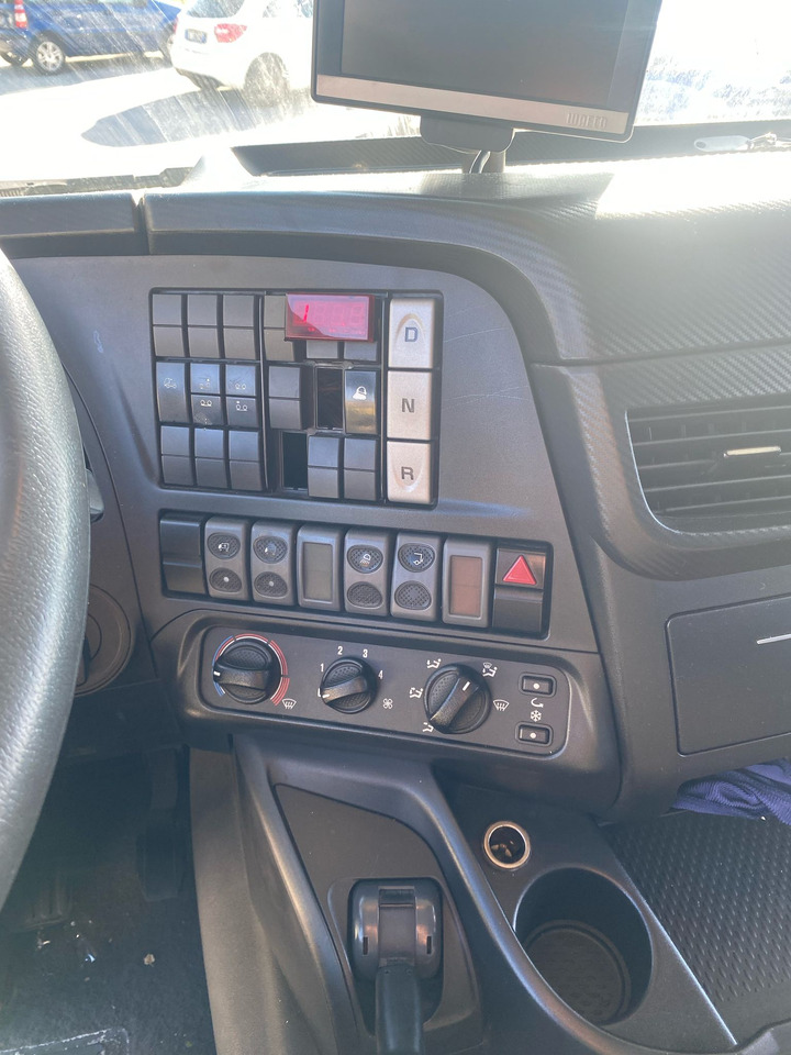 IVECO STRALIS AD 260S31 - Шаси кабина: снимка 5 IVECO STRALIS AD 260S31 - Шаси кабина: снимка 5
