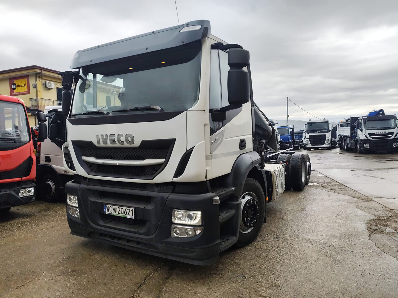 IVECO STRALIS AD 260S31 XP - Камион с кран: снимка 1 IVECO STRALIS AD 260S31 XP - Камион с кран: снимка 1