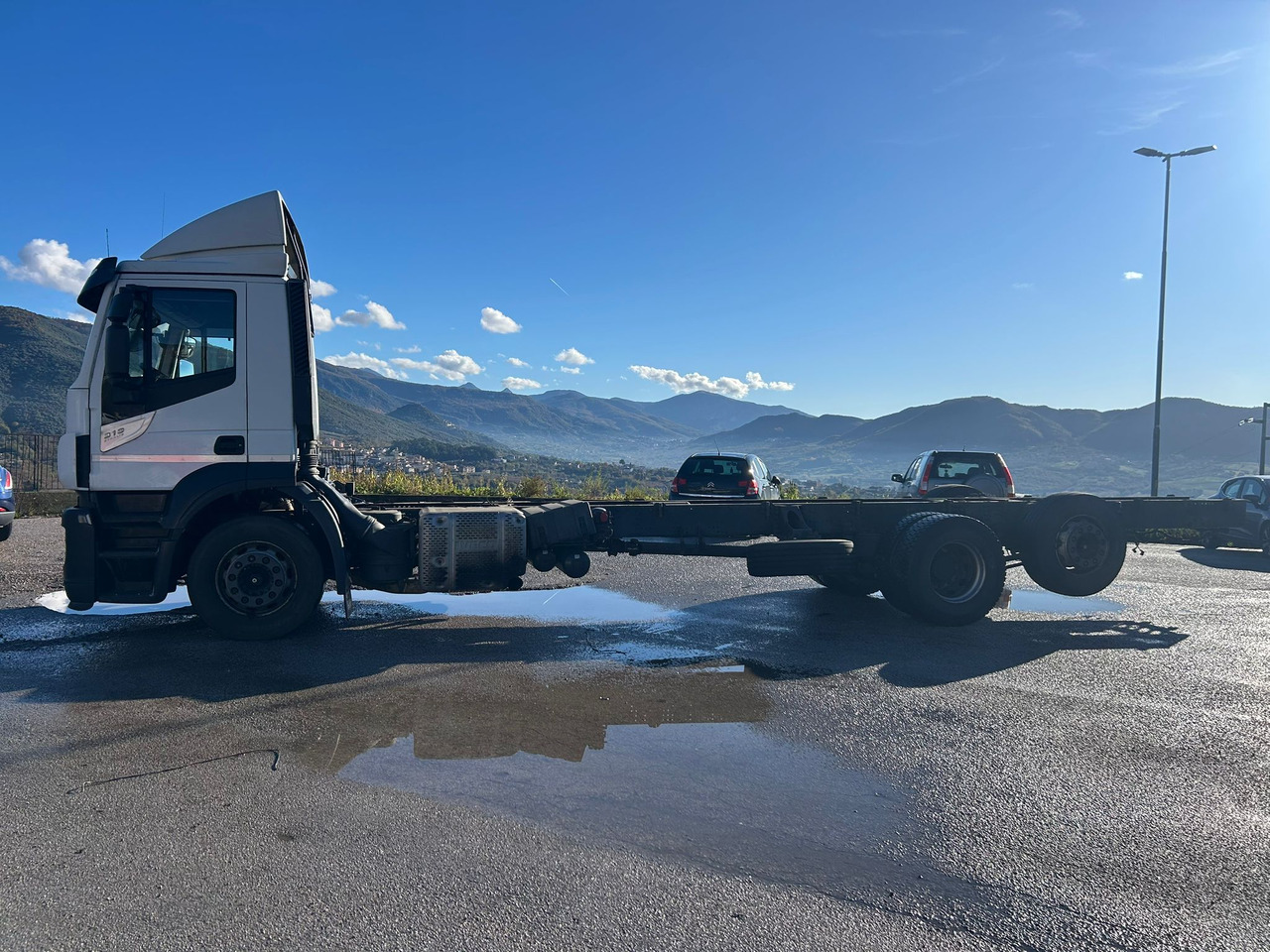 IVECO STRALIS AD 260S31 XP - Шаси кабина: снимка 2 IVECO STRALIS AD 260S31 XP - Шаси кабина: снимка 2