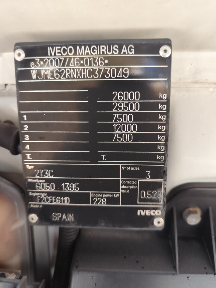 IVECO STRALIS AD 260S31 XP - Камион с кран: снимка 5 IVECO STRALIS AD 260S31 XP - Камион с кран: снимка 5